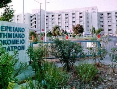 Ξύπνησε μετά από 22 μέρες καταστολής ο 6χρονος που είχε καταπλακωθεί από καγκελόπορτα (φώτο)